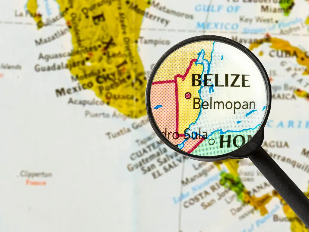 about belize Geography and Location