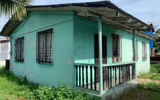 Affordable Fixer-Upper house in St. Martins Area, Belize City!