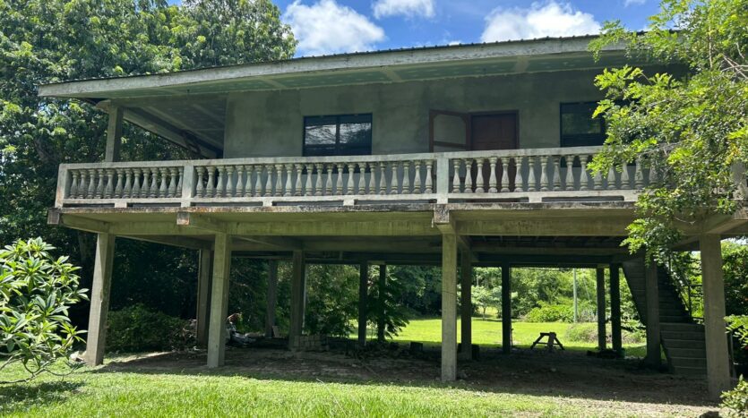 3 bedroom home on Premium size Land for Sale in Crooked Tree