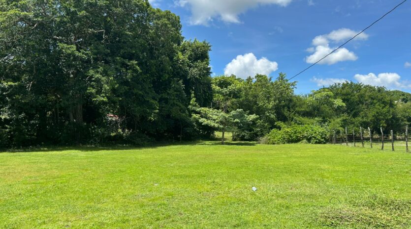 3 bedroom home on Premium size Land for Sale in Crooked Tree