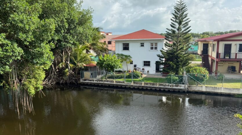 Belama Phase 2 Apartment for Rent in Belize City