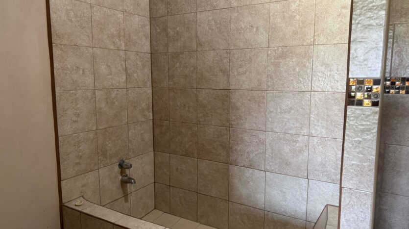 Belama Phase 2 Apartment for Rent in Belize City