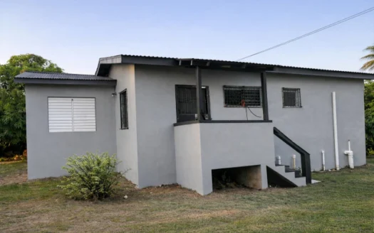 3 Bedroom House for Rent in Lords Bank Village
