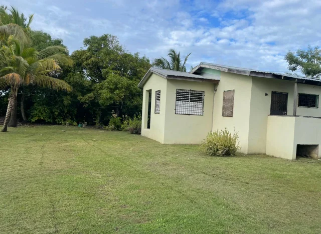 3 Bedroom House for Rent in Lords Bank Village