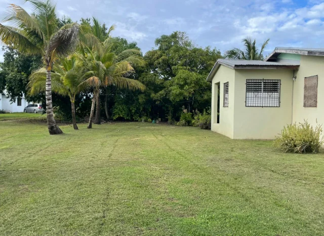 3 Bedroom House for Rent in Lords Bank Village