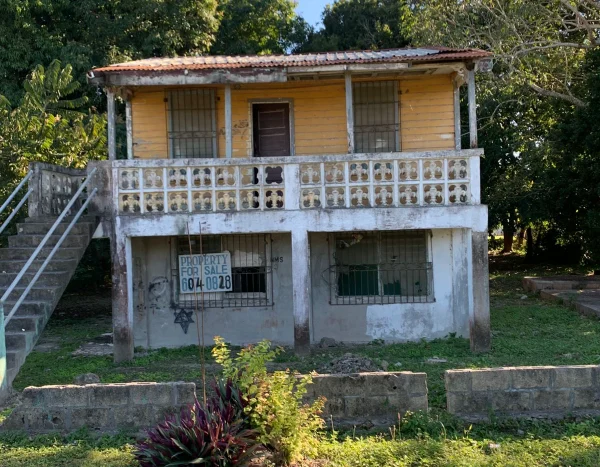 Property near Santa Rita Maya Ruins