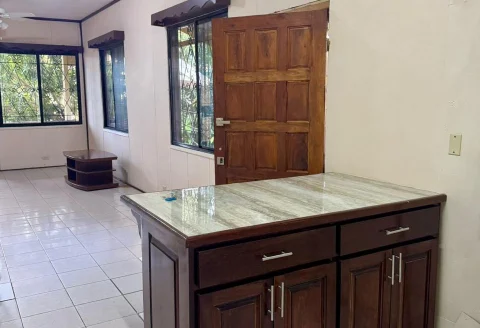 4 Bedroom Apartment for Rent in Belize City – Kings Park Area