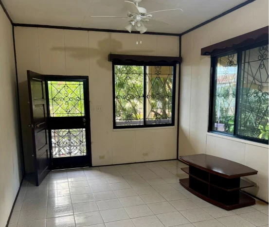 4 Bedroom Apartment for rent in Belize City