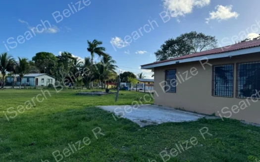 Burrell Boom Belize Real Estate: Home Plus Two Adjoining Lots for Sale