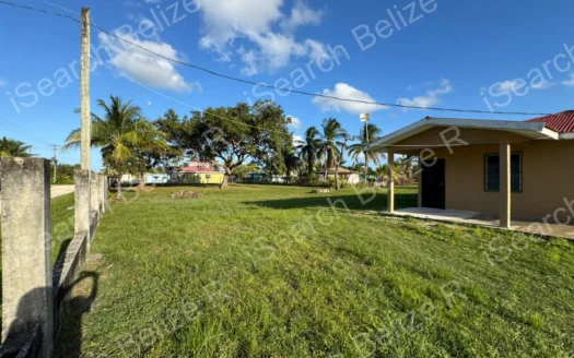 Burrell Boom Belize Real Estate: Home Plus Two Adjoining Lots for Sale